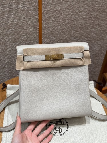 Hermes evecolor  from France
Hardware