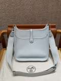 Hermes clemence
Hardware