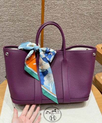 Hermes vache country From France
