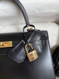 Hermes Kelly