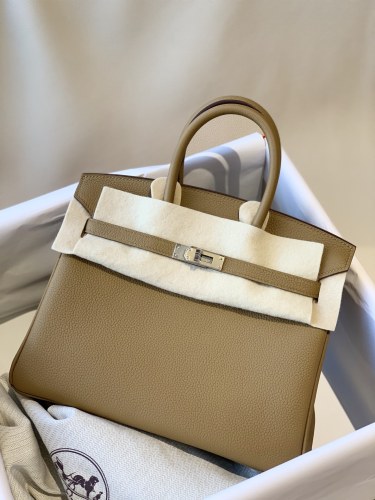 Hermes bronze sore