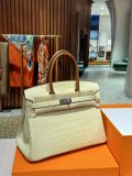 Hermes Bulter