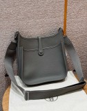 Hermes clemence
Hardware