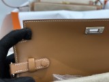 Hermes kelly to go