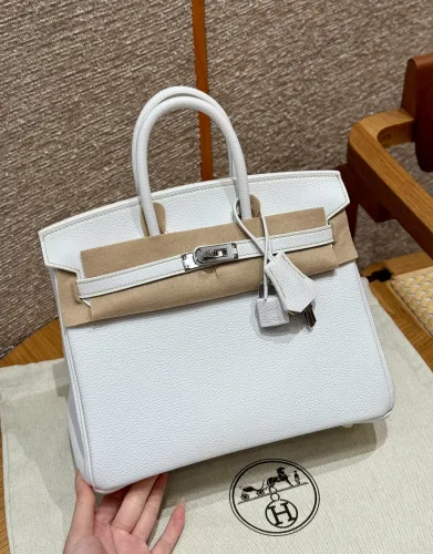Hermes Togo From France
Hardware