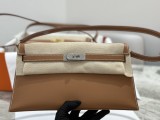 Hermes kelly to go
