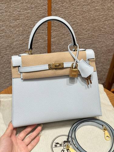 Hermes eposm From France
Hardware