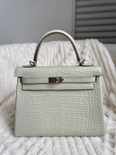 Hermes kelly