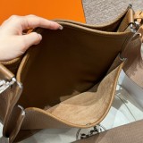Hermes clemence
Hardware