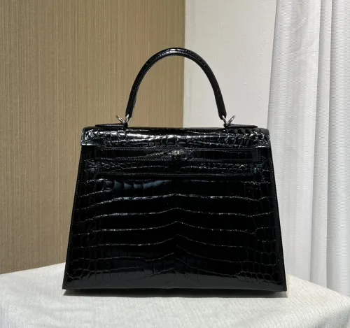 Hermes Kelly