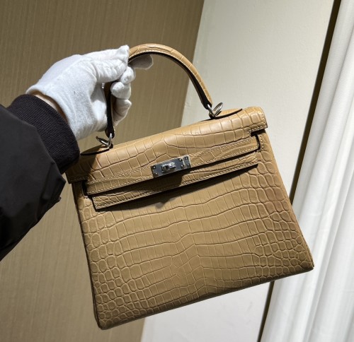 Hermes Kelly