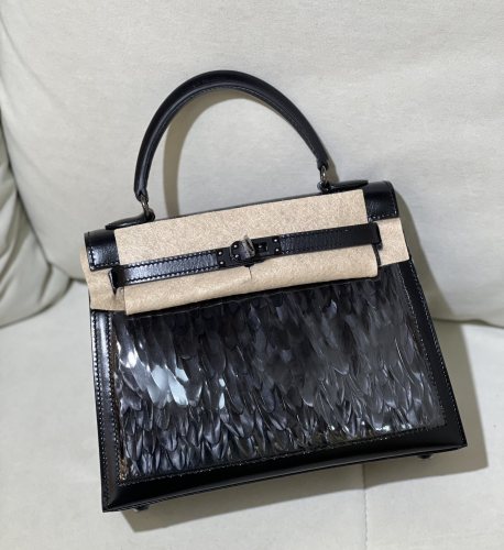 Hermes so black  box