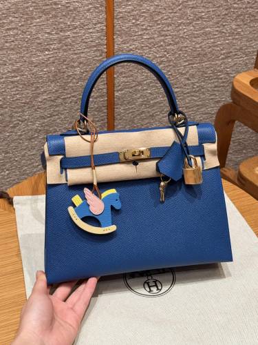 Hermes eposm From France
Hardware