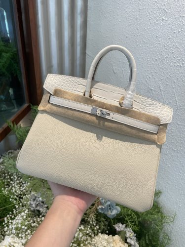 Hermes touch BK
Togo