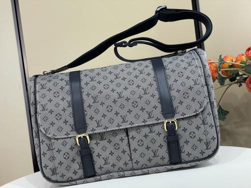 M42350 Saumur GM (Large) Pre-owned Handbag