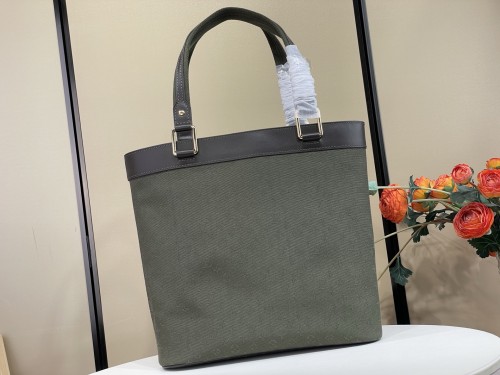 M92679 Lucille Large Pre-owned Tote Bag 30 × 29 × 9 cm