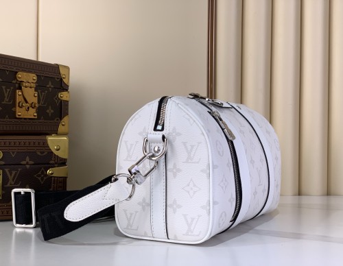 M27644 White Floral City Keepall
