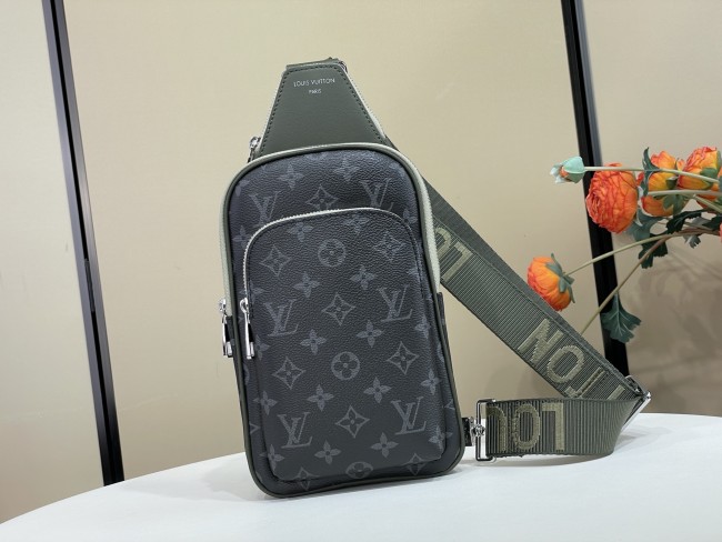 M28735 Avenue Slingbag PM