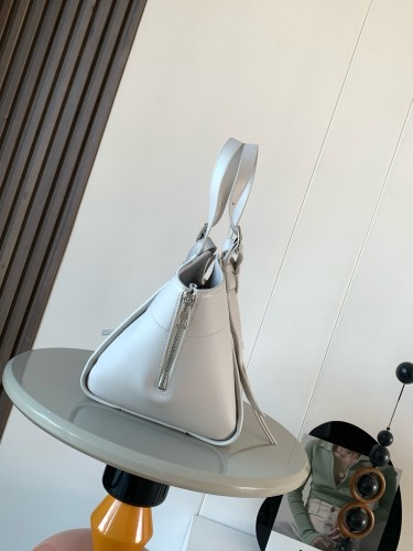 Hammock Flip Handbag (22.5cm x 22cm x 15cm) – Light Grey