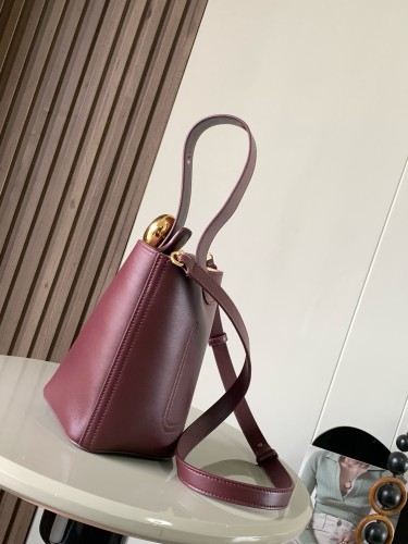 Mini Pebble Bucket Bag (20cm x 16cm x 16cm) – Burgundy, smooth finish