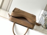 Medium soft cow leather Amazona 180 handbag 28CM～22.5CM～11CM mocha color