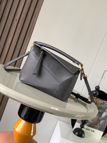 New Version Geometric Mini Puzzle Bag (18 x 12.5 x 8 cm) – Dark Gray