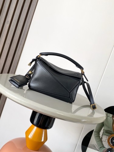 New Version Geometric Mini Nappa Lambskin Featherlight Puzzle Bag (18cm x 12.5cm x 7.5cm) – Black