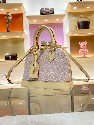 M2A378 Alma BB Handbag 23.5 x 17.5 x 11.5 cm