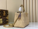 m28544 Capucines BB handbag, 17 x 27 x 9 cm