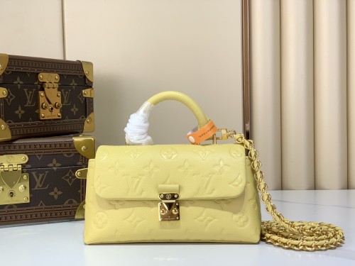 M29378 NANO MADELEINE Handbag 21 x 12.5 x 6 cm