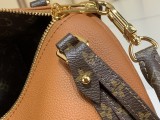 M29428 Express Small Handbag 26 x 17 x 13.5 cm