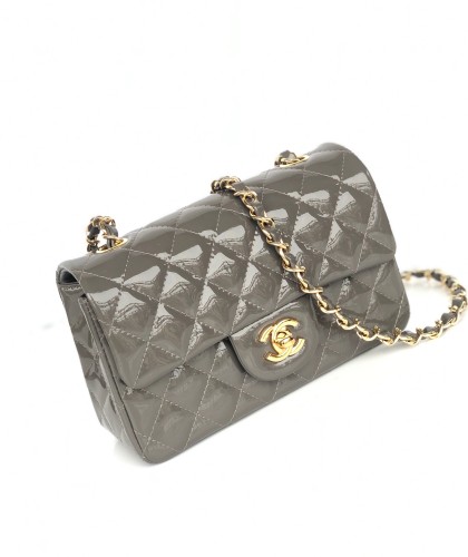 AS1116 Chanel Mini Classic Flap Bag grey patent leather with gold hardware 20x12x6cm