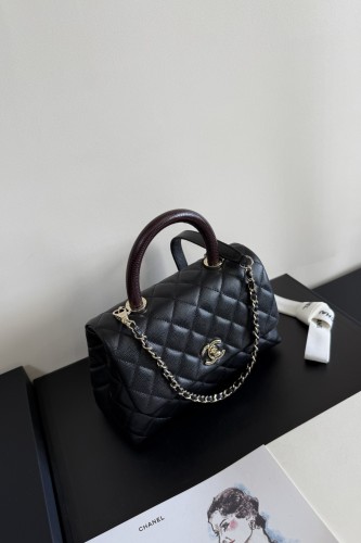 A92990 CHANEL Master Mini Red Coco Handle Flap Bag in Caviar Leather (23 x 15 x 10 cm)