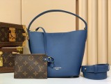 M27370 All In BB Handbag 16 x 18 x 12 cm