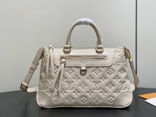 M28511 Cream Skyline PM Bag 28 x 17.5 x 10.5 cm