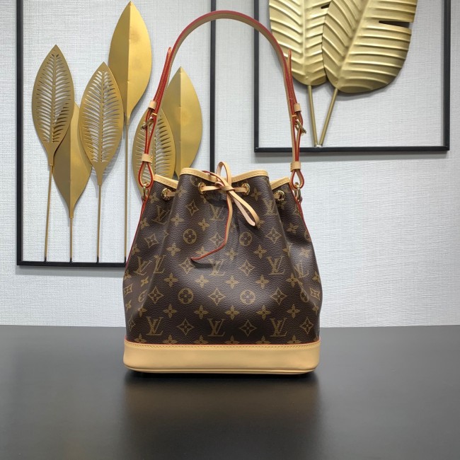 M46984 Petit Noé Bucket Bag 27 x 21 x 27 cm
