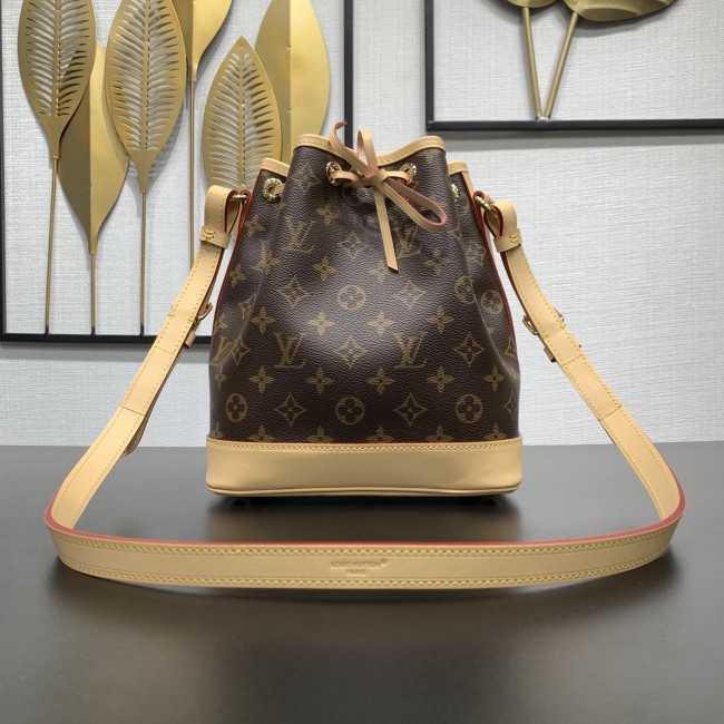M46983 Noé BB Bucket Bag 24 x 15 x 22 cm