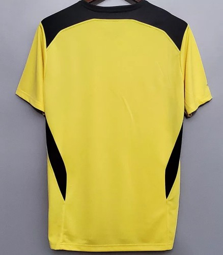 2004-2005 LIV AwayYellow Retro Soccer Jersey