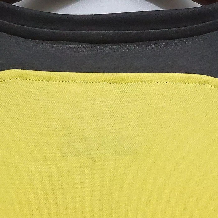 2004-2005 LIV AwayYellow Retro Soccer Jersey