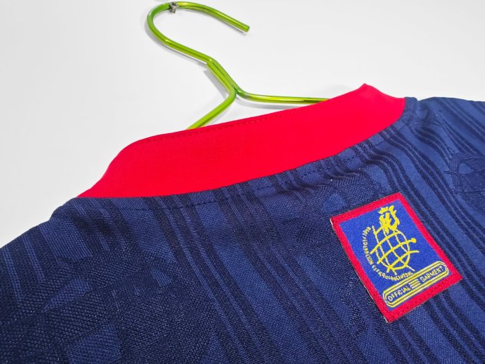 1996 Spain Away Retro Soccer Jersey