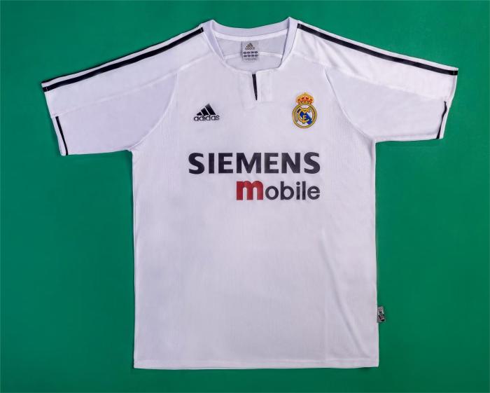 2003-2004 RMA Home Retro Soccer Jersey