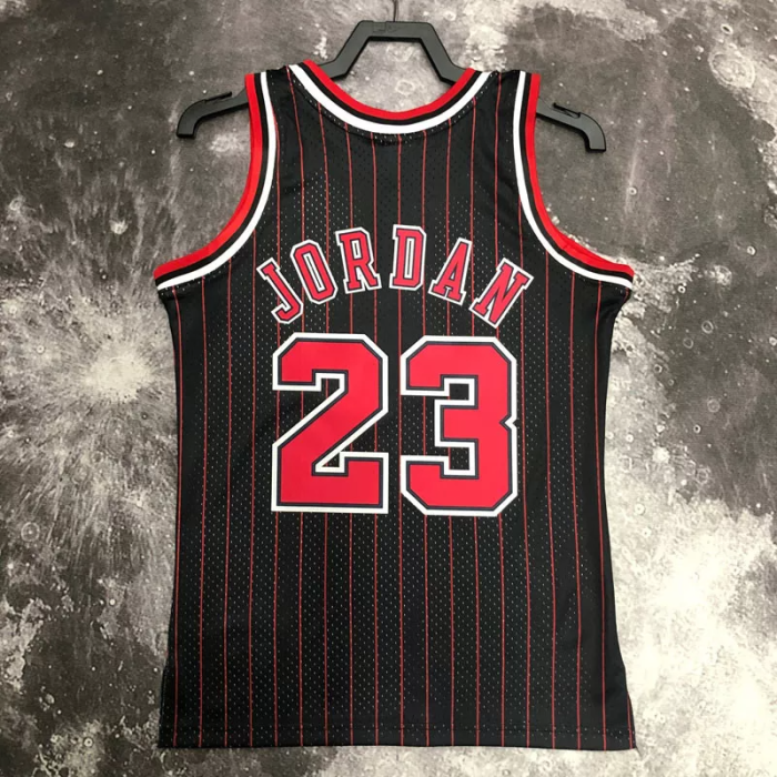 1996 BULLS JORDAN #23 Black Retro Top Quality Hot Pressing NBA Jersey
