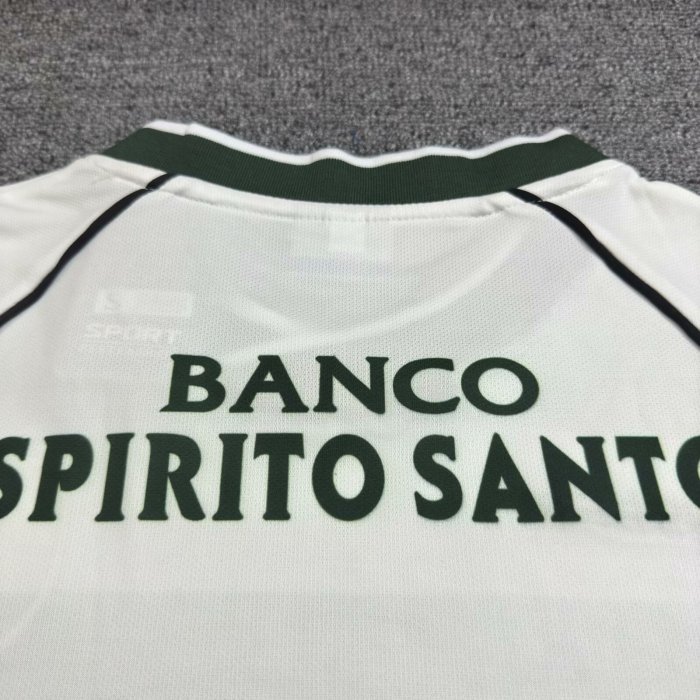 2001-2003 Sporting Lisbon Home Retro Adult Suit