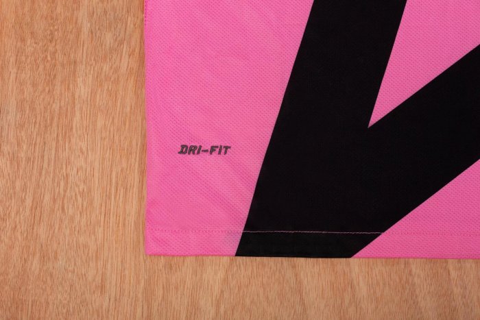2011-2012 JUV Pink Away Retro Soccer Jersey