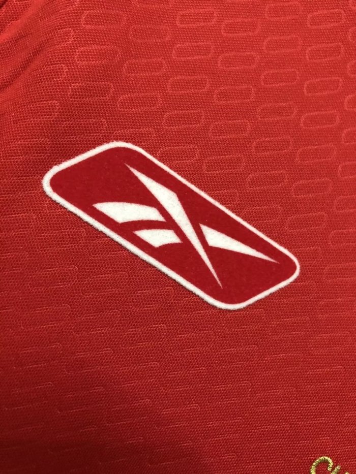 2004-2005 LIV Home Retro Soccer Jersey