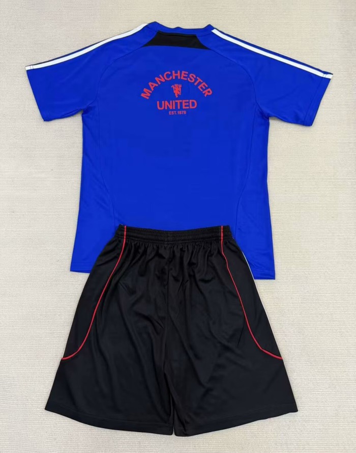 25-26 Man Utd  Training Shirts  Adult Suit