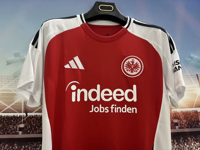 25-26 Frankfurt Home Fans Soccer Jersey