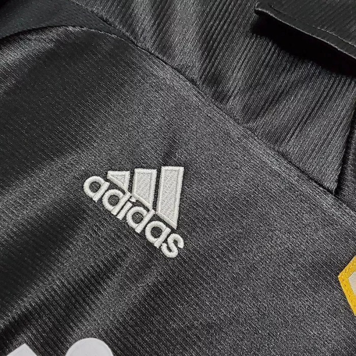 1999-2000 RMA Away Black Retro Soccer Jersey