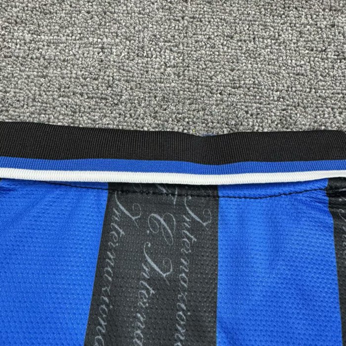 1997-1998 INT Home Retro Adult Suit