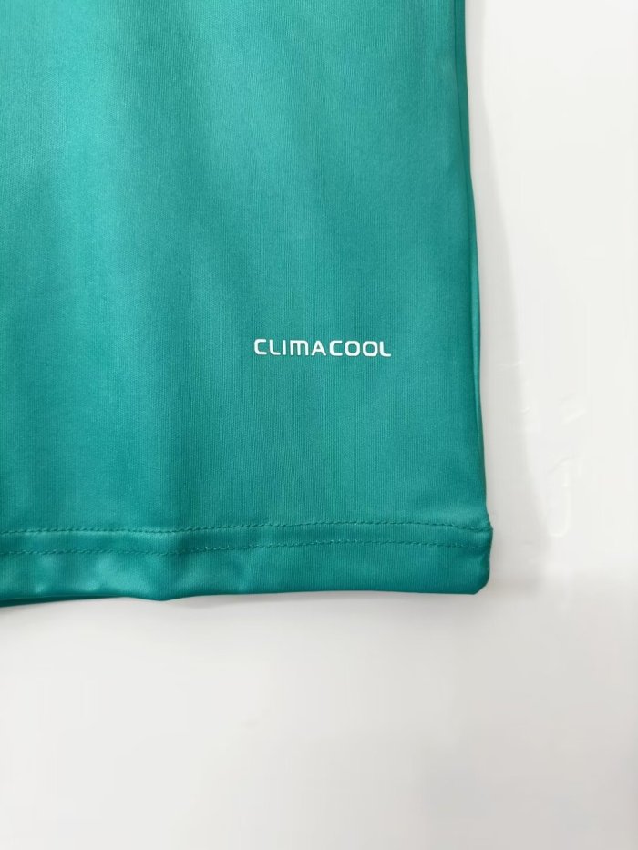 2010 Spain Goalkeeper Retro Soccer Jersey